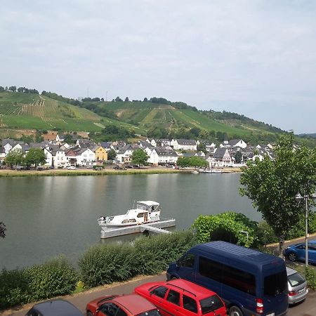 Mosel Panorama Apartment เซลล์อันแดร์โมเซล ภายนอก รูปภาพ