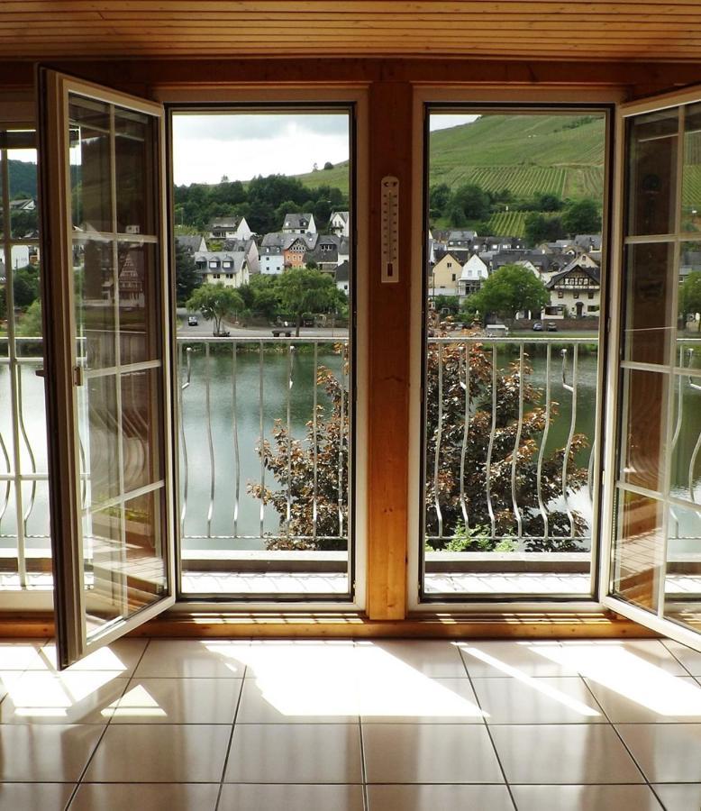 Mosel Panorama Apartment เซลล์อันแดร์โมเซล ภายนอก รูปภาพ