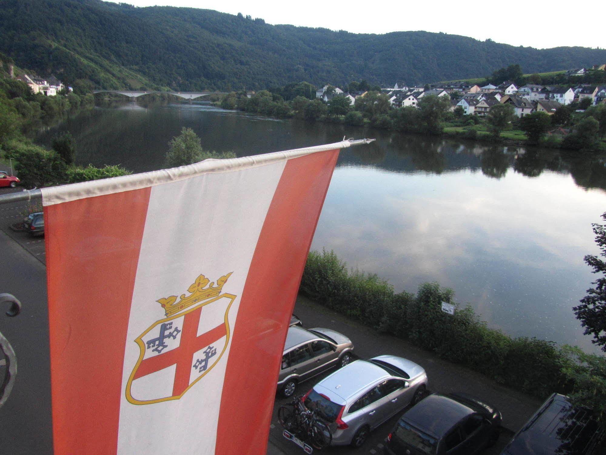 Mosel Panorama Apartment เซลล์อันแดร์โมเซล ภายนอก รูปภาพ