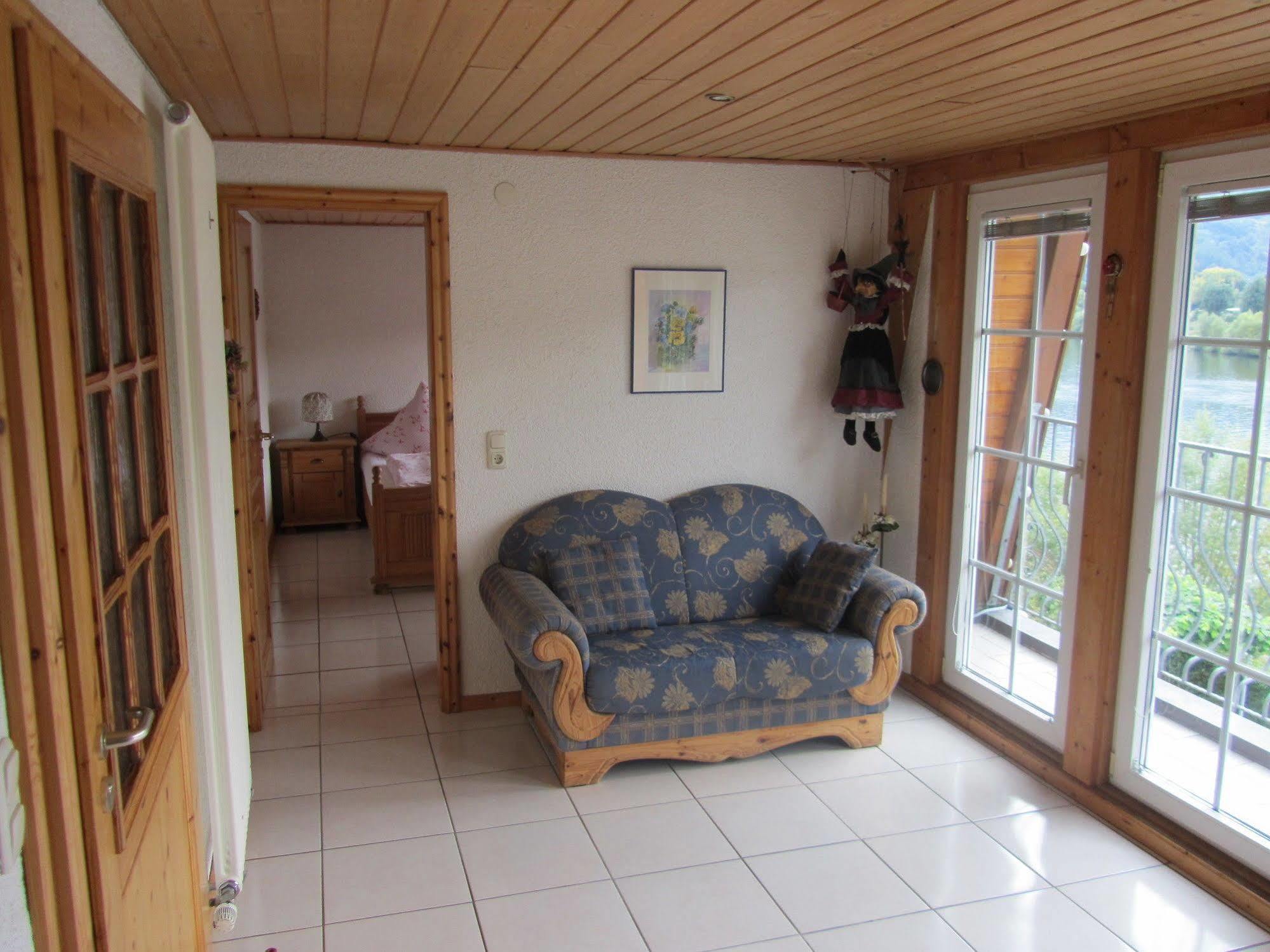 Mosel Panorama Apartment เซลล์อันแดร์โมเซล ภายนอก รูปภาพ