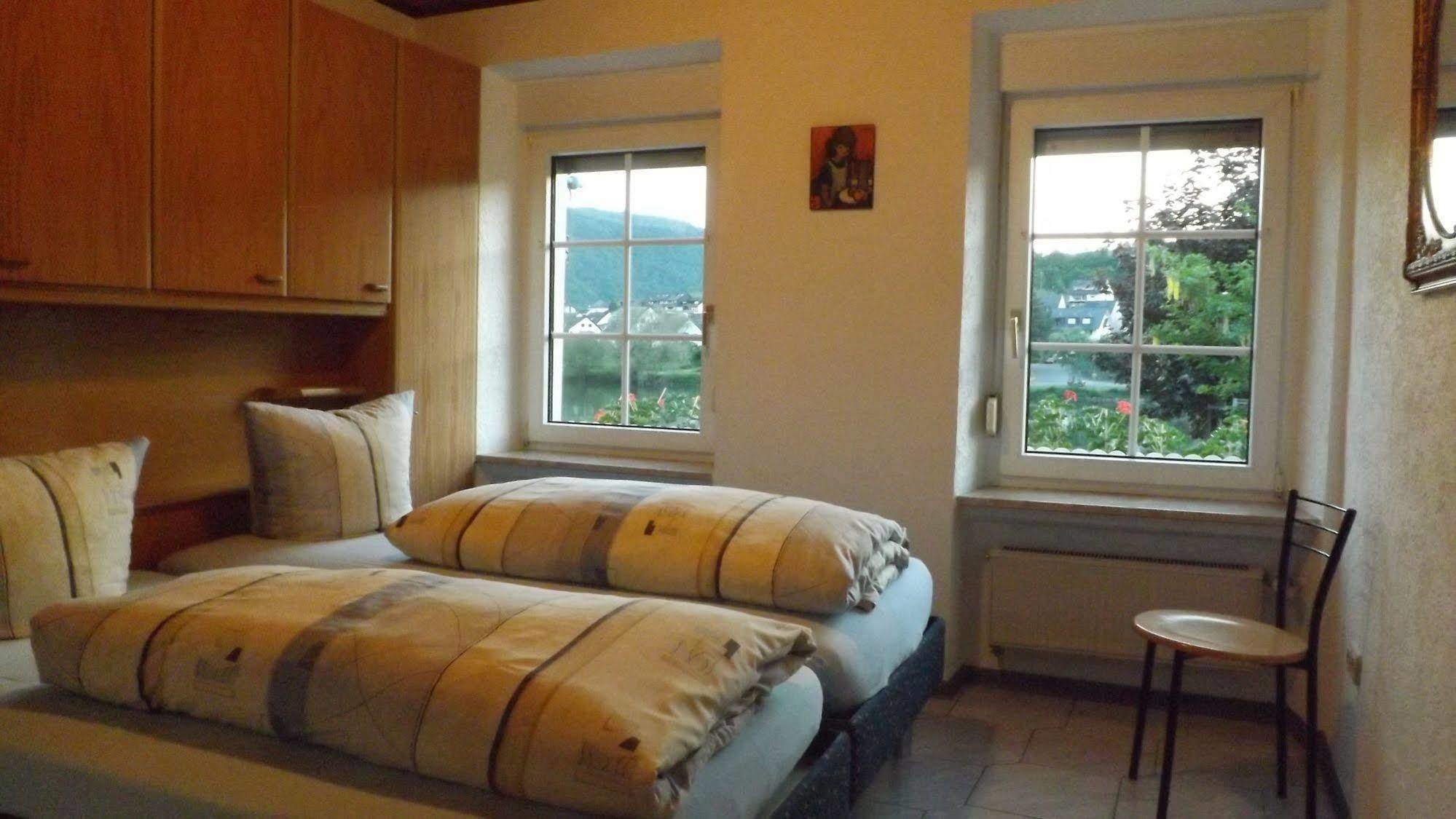 Mosel Panorama Apartment เซลล์อันแดร์โมเซล ภายนอก รูปภาพ